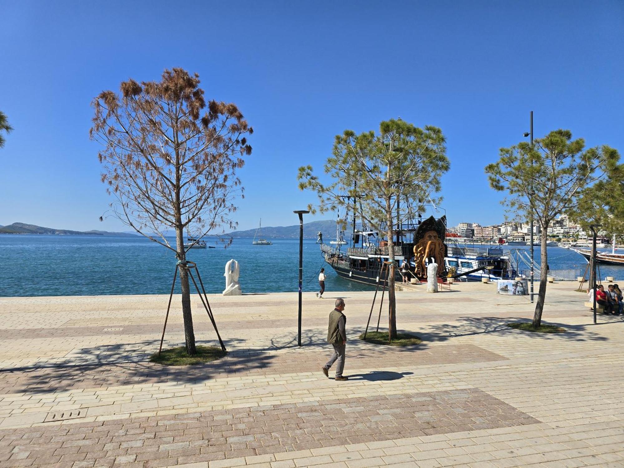 Deep Blue Rooftop - 111 Sarandë Eksteriør bilde