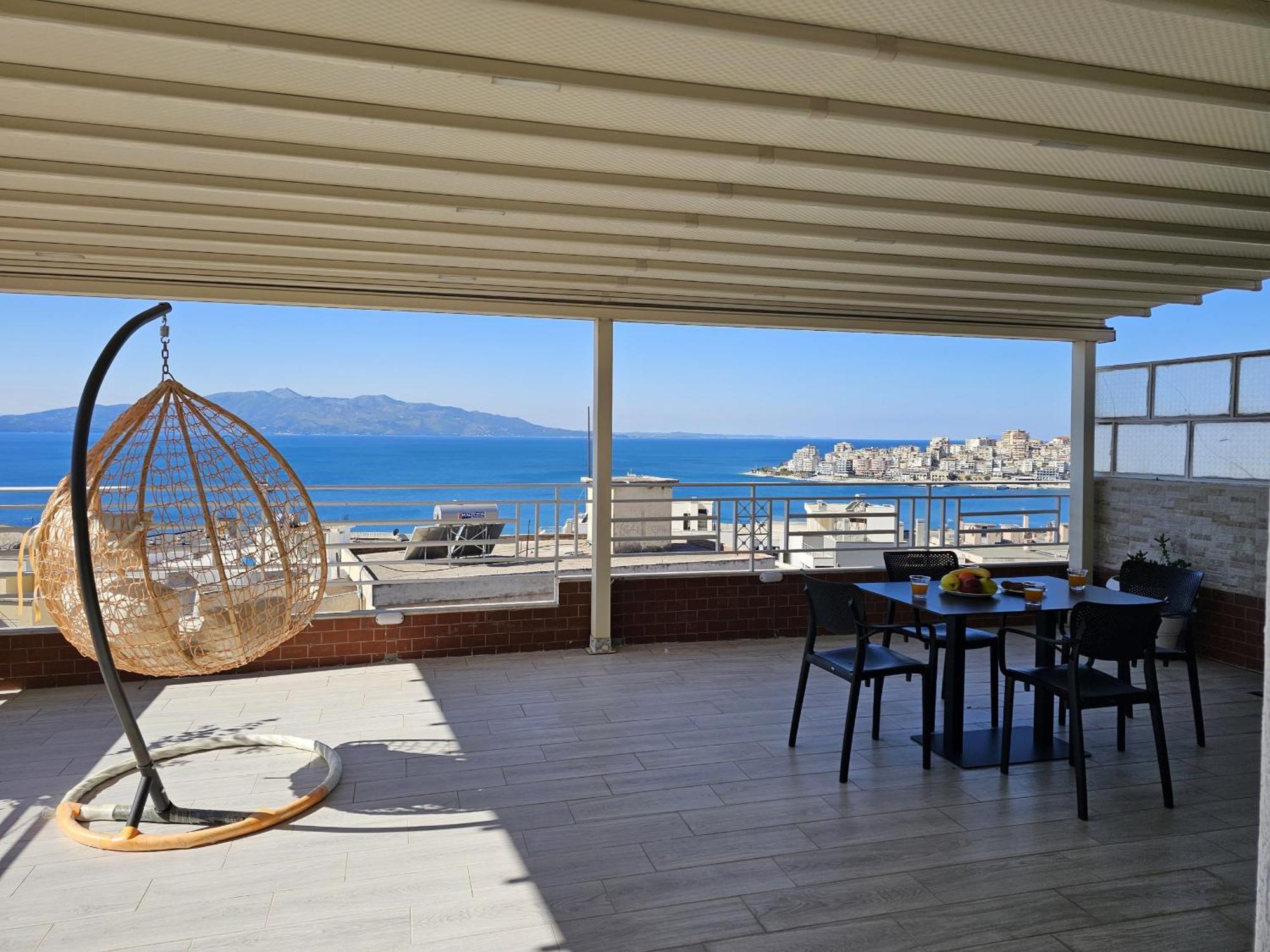 Deep Blue Rooftop - 111 Sarandë Eksteriør bilde